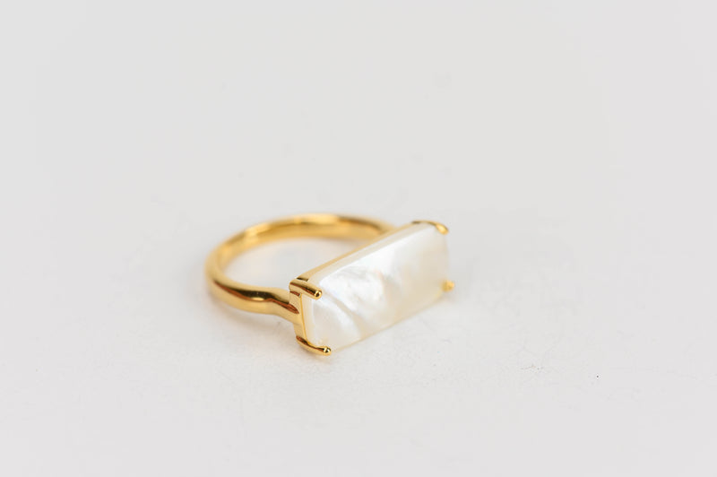 Gold Mother-of-pearl Bar Open Ring