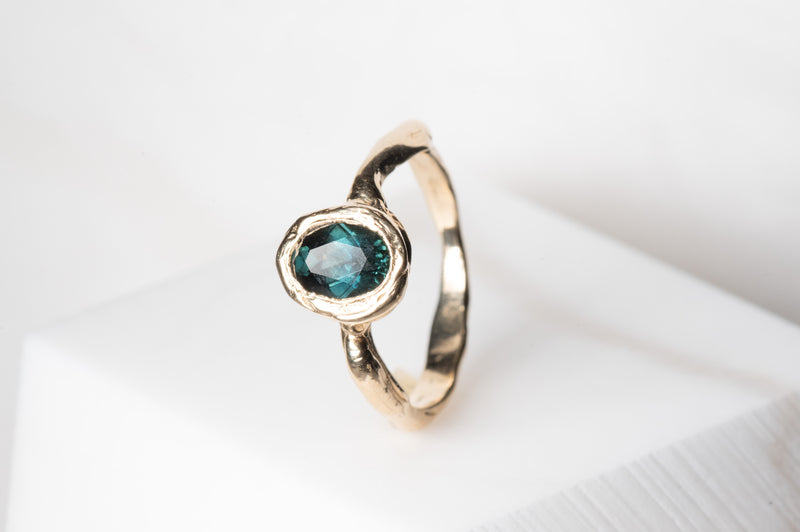 Classic Solitaire Ring with Teal Sapphire