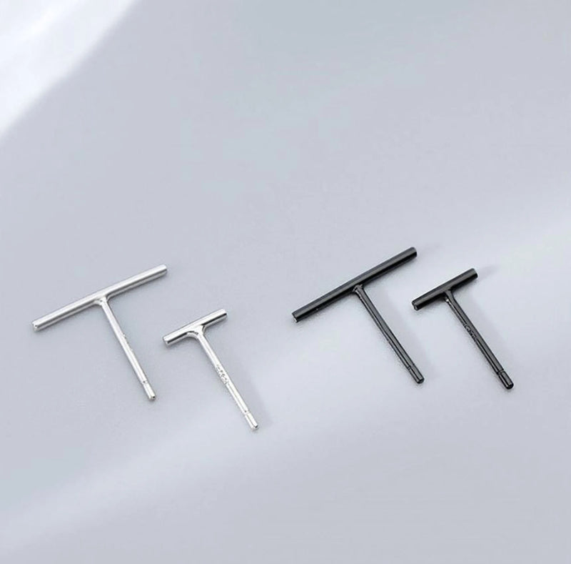 Tiny Bar Stud Earring