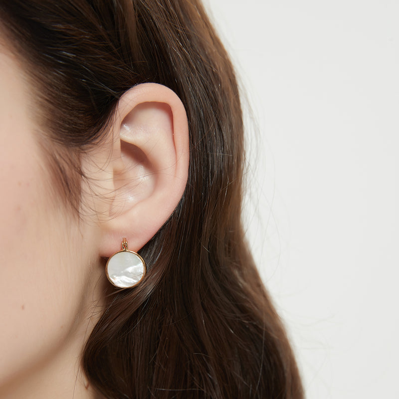 DOUBLE-SIDED MOTHER-OF-PEARL EARRING