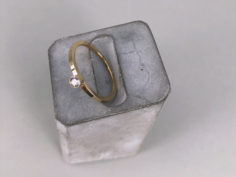 Minimalism CZ ring