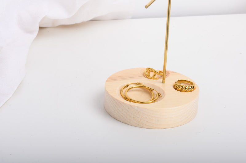 Small round jewelry stand with ring dishes - LUNA